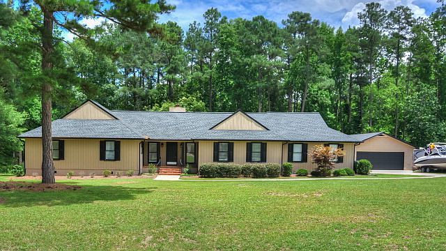 1st image of 837 Lake Royal Dr