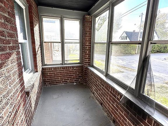 3rd image of 8356 College Ave