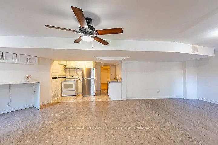 2 bed, $2,150 — Photo 2