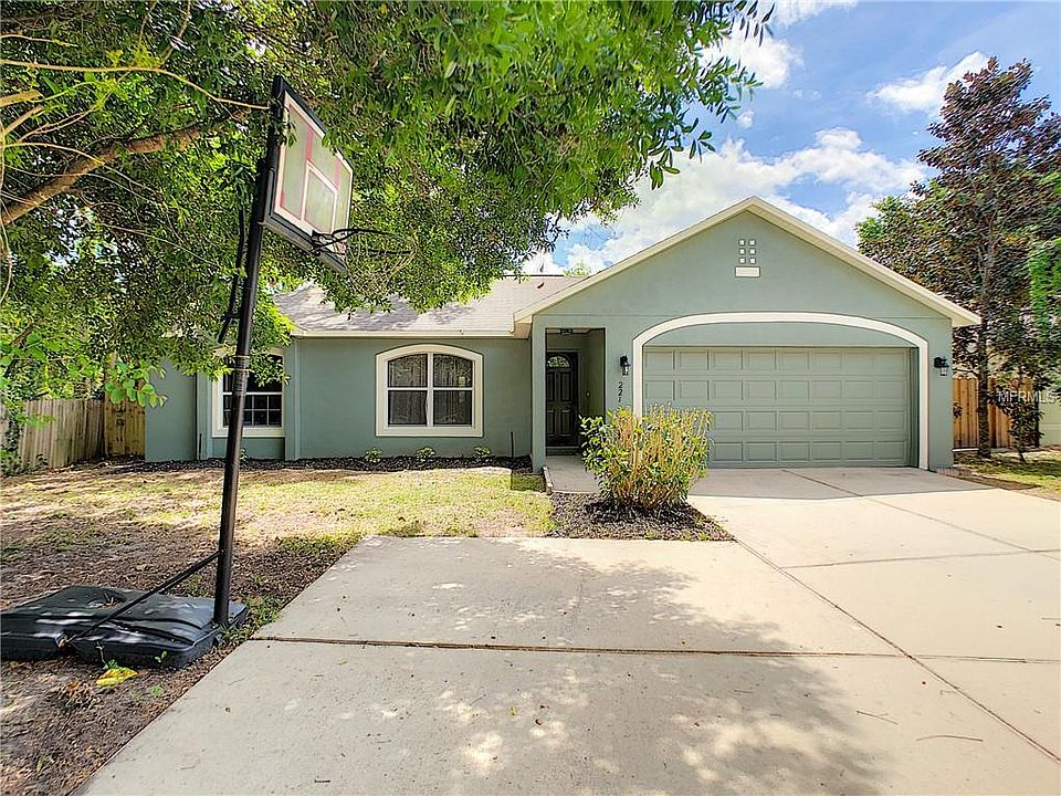 1st image of 221 Pleasant Gardens Dr