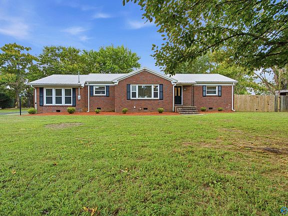 2nd image of 808 Rolan Gooch Rd
