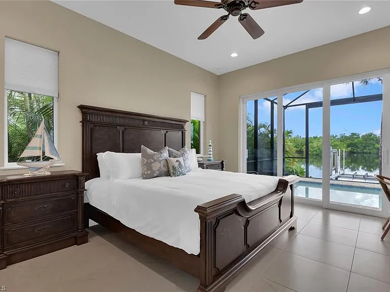 3254 Lakeview Dr — Photo 11