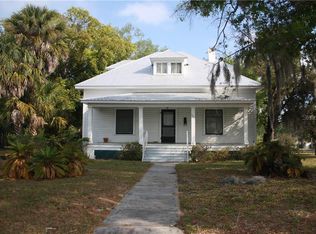 451 E Sessoms Ave, Lake Wales, FL 33853