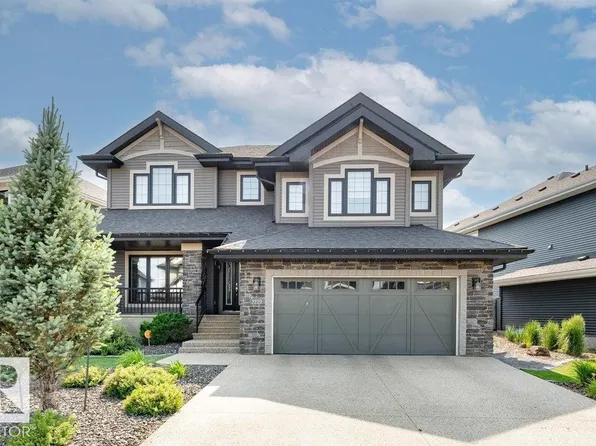 3920 Ginsburg Cres NW, Edmonton, AB T5T 4V1