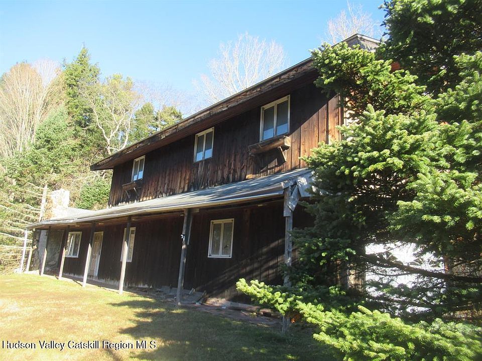 2nd image of 7 June Lodge Drive
