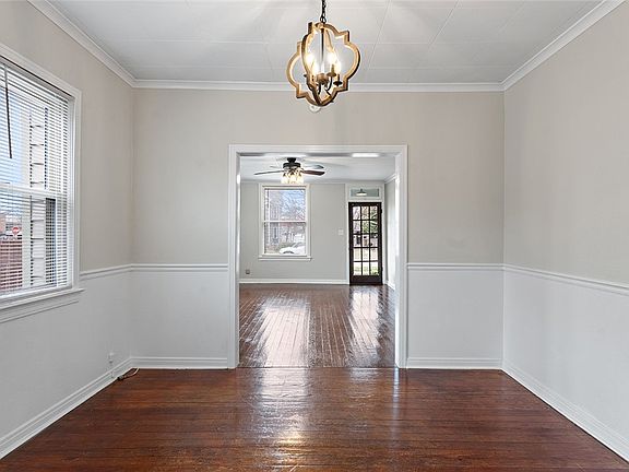 3rd image of 309 N 3rd St