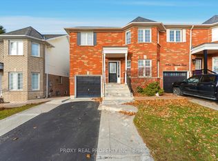 2360 Clearside Ct, Pickering, ON L1X 2V1