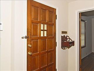 4th image of 5871 Crestview Ave