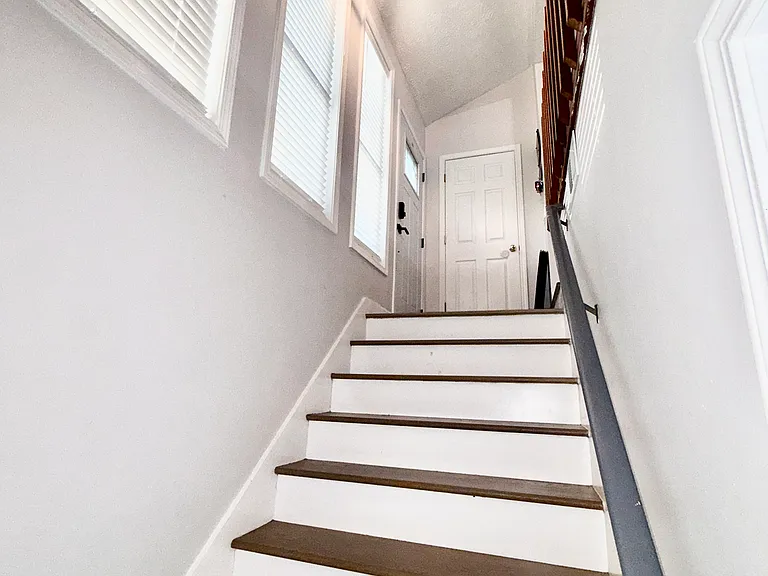 626 Sunshine Trce NW — Photo 34