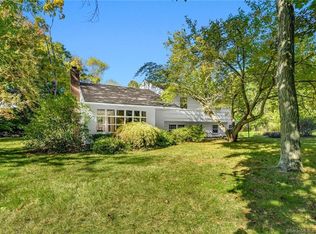 2 Weed St, New Canaan, CT 06840