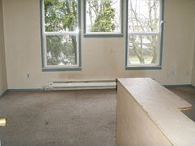 3rd image of 3719 S Thompson Ave