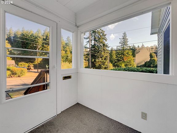 5th image of 1209 Alder Ave