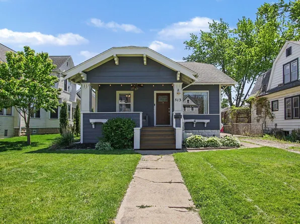 513 E Joliet St, Crown Point, IN 46307