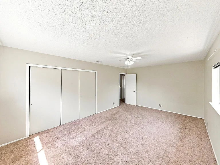 11739 Bridge Hampton — Photo 34