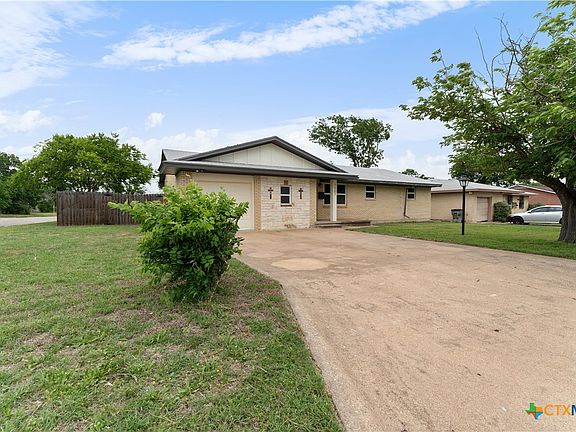 2nd image of 1501 Alta Mira Dr