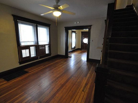5th image of 25 E Blake Ave