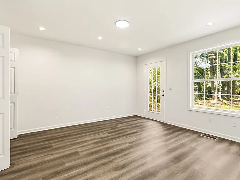 707 Blair St — Photo 23