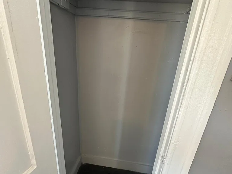 926 Wethersfield Ave #1C — Photo 9