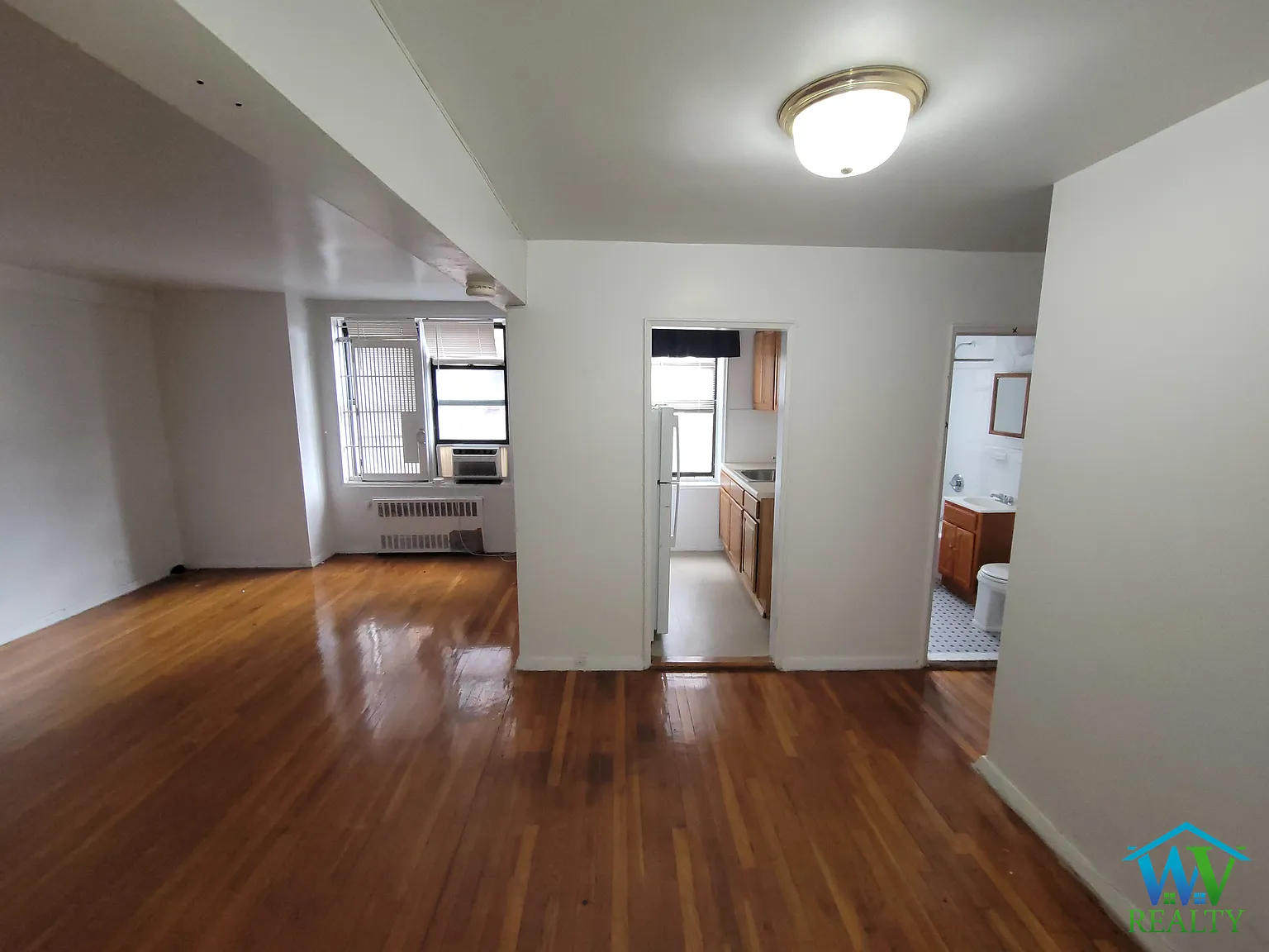 Studio, 550 sqft, $1,630 — Photo 2