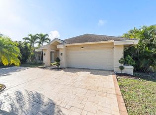 18315 182nd Ct S, Boca Raton, FL 33498