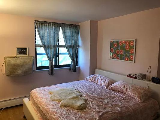 4th image of 301 W 110th St #301