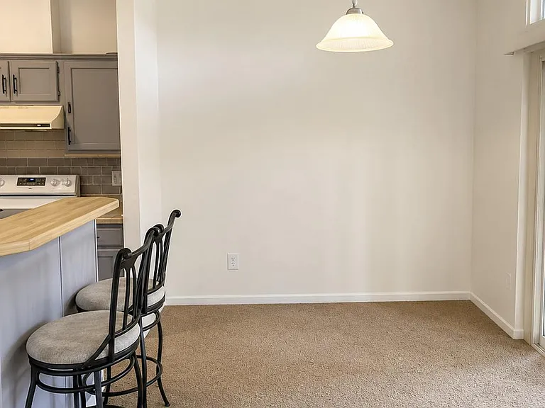 203 W Park Dr — Photo 23