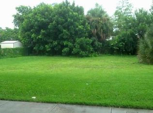 105 Gregory Rd, West Palm Beach, FL 33405