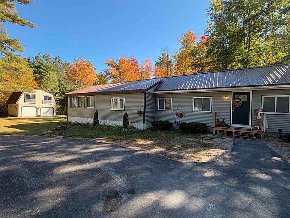 3rd image of 40 White Pond Road