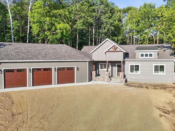 14755 Eaglewood Dr, Detroit Lakes, MN 56501