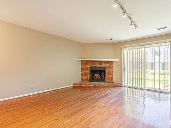 3rd image of 2485 Charleston Dr Unit 1714-3