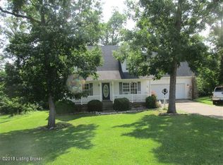 136 Park Ridge Dr, Mt Washington, KY 40047