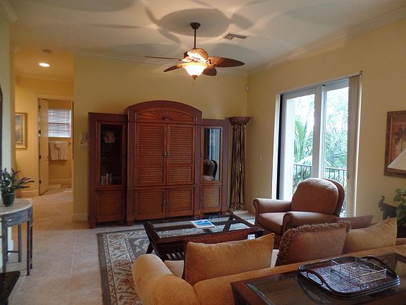 3rd image of 26881 Hickory Blvd #A