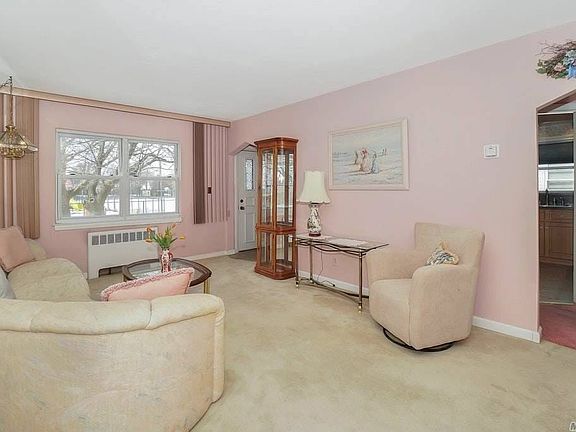4th image of 606 William St