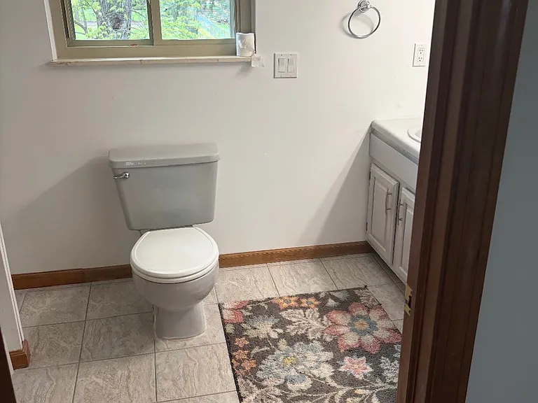 759 Geneva Rd — Photo 6