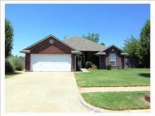 1st image of 641 W Dowden Dr