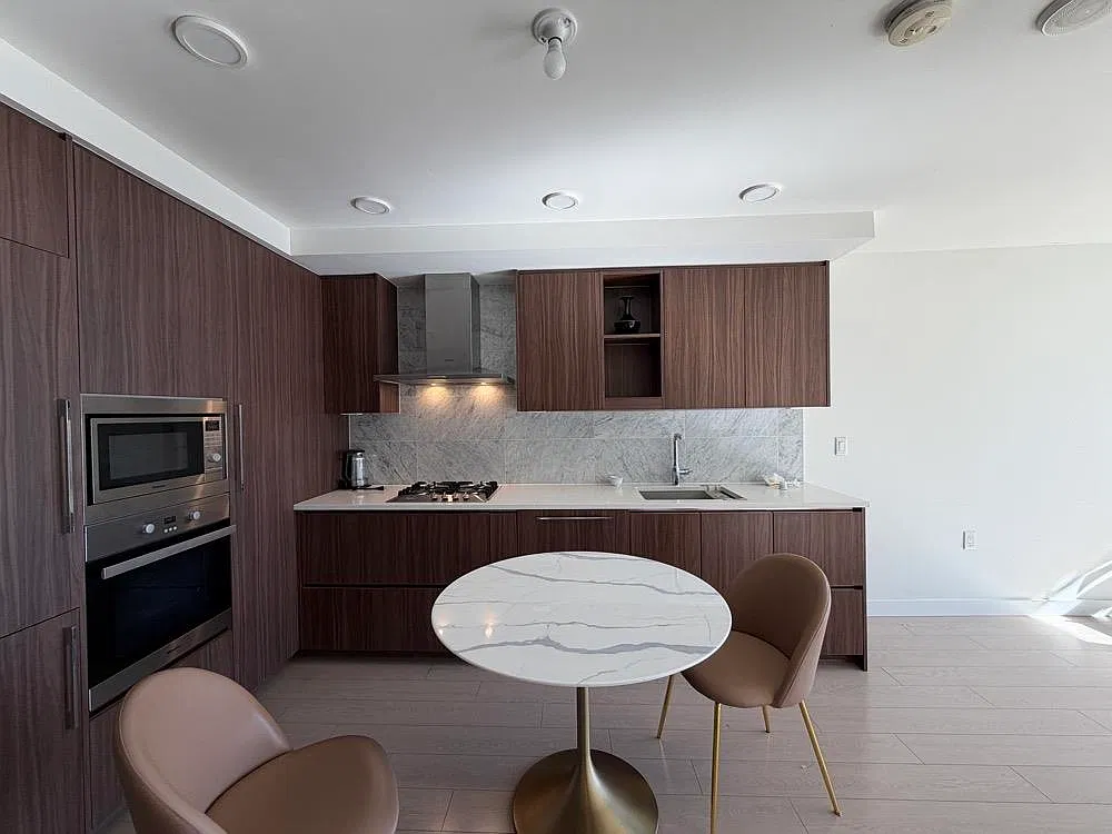 1 bed, 480 sqft, $2,300 — Photo 2