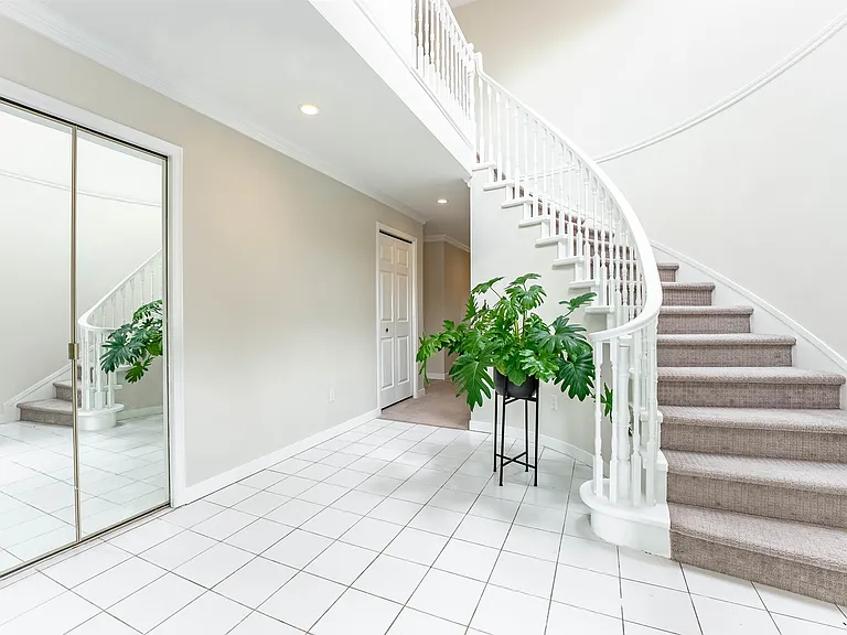 7776 Osler St — Photo 13