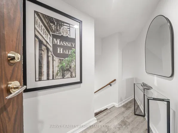 300 Mill Rd Unit C32, Toronto, ON M9C 4W7