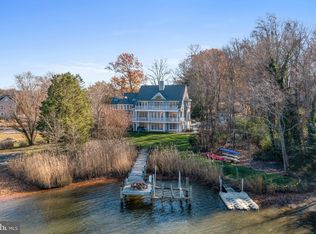 302 Holly Rd, Edgewater, MD 21037