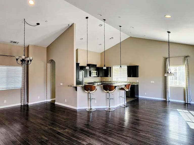 58064 Bonanza Dr — Photo 13