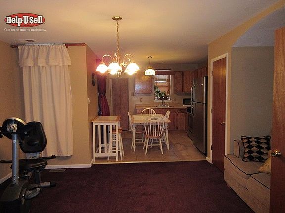 4th image of 5440 W Montgomery Ave