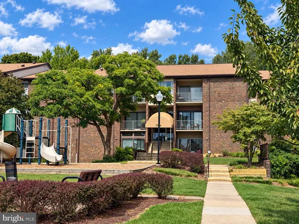 7714 Hanover Pkwy APT 302, Greenbelt, MD 20770