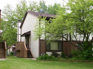 2165 Leeward Ln, Hanover Park, IL