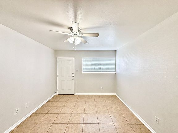 2nd image of 1133-1149 N Durham Dr #Drm09