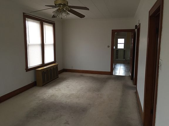 4th image of 2536 Highland Ave