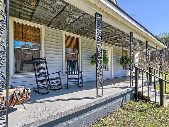 5th image of 8402 Winnsboro Rd