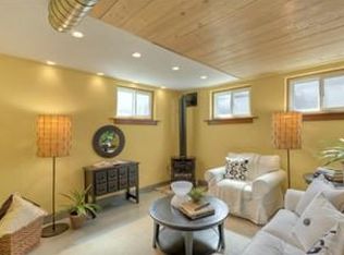 5334 7th Ave NE, Seattle, WA 98105