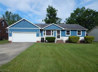 5676 Columbia Dr, Bedford, OH