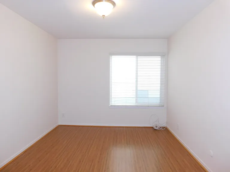34 Belcher St #2 — Photo 11