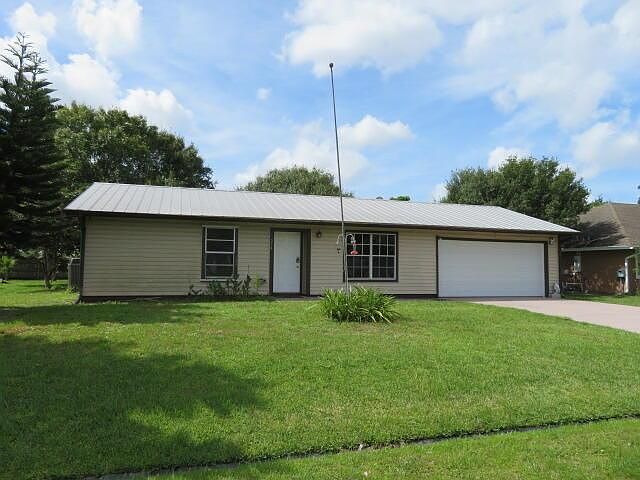 1st image of 574 NW Azine Ave